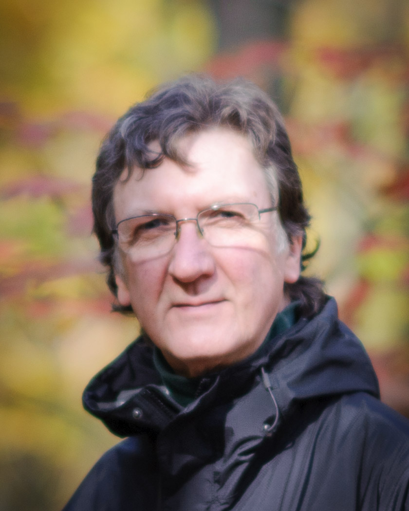 f/2.8 (slightly out of focus)