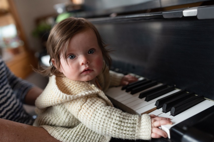 Greta on the Piano